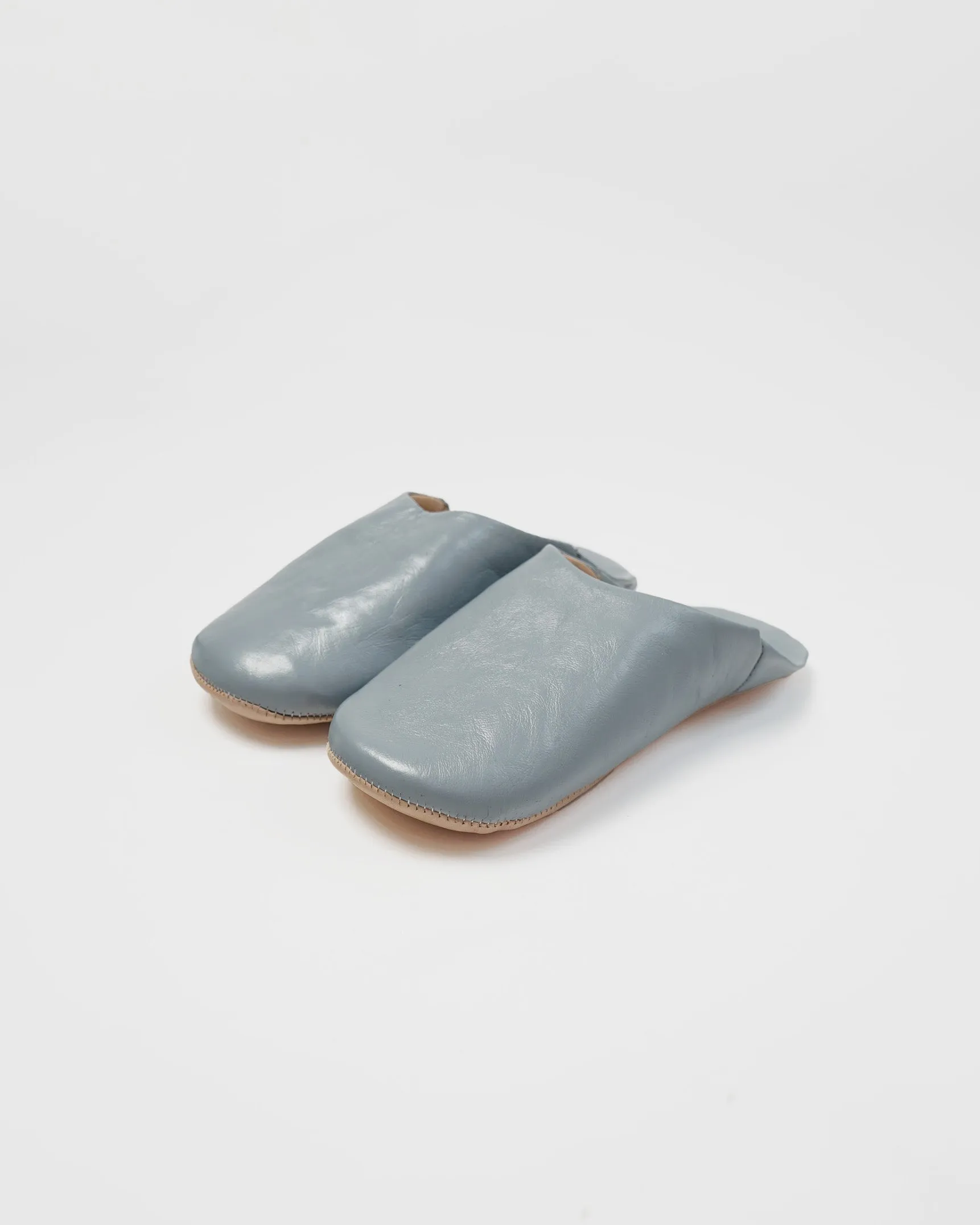 Moroccan Babouche Basic Slippers / Pearl Gray