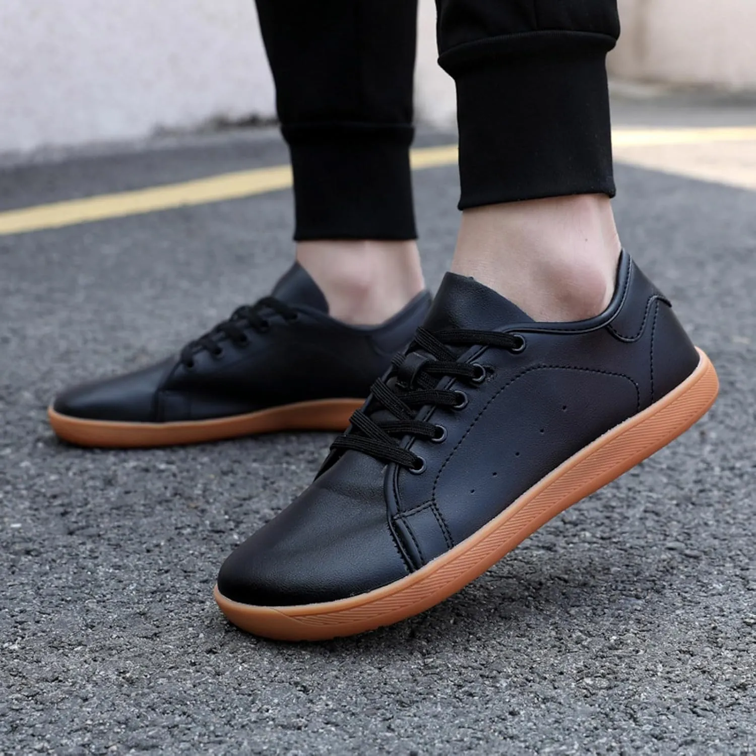 Slip on Walking Shoes for Men Comfortable PU Leather Memory Foam Breathable Fashion Low Tops Sneakers Non Slip Arch Support Vacation Training Gym Shoes Wide Width