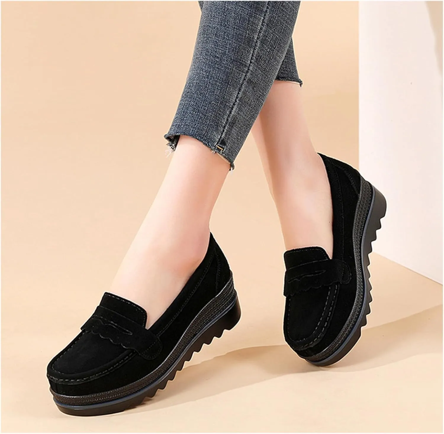 Yuizko Women's Suede Slip-On Platform Loafers with Arch Support,Casual Soft Comfortable Moccasin Sneakers Non-Slip Orthopedic Penny Walking Shoes