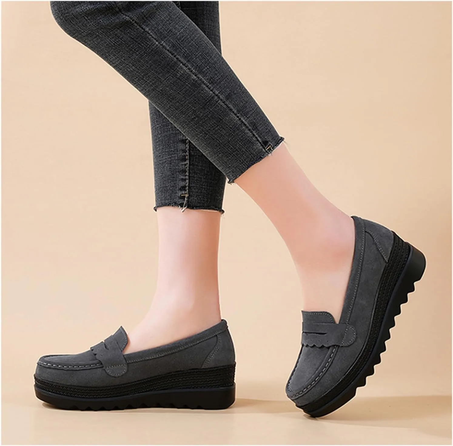 Yuizko Women's Suede Slip-On Platform Loafers with Arch Support,Casual Soft Comfortable Moccasin Sneakers Non-Slip Orthopedic Penny Walking Shoes